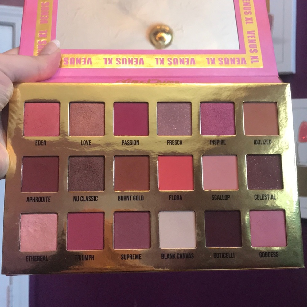 Lime Crime Venus XL palette